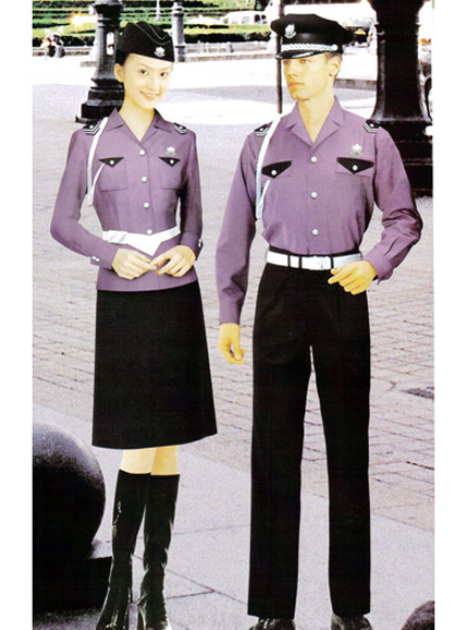 草莓小视频保安服制作